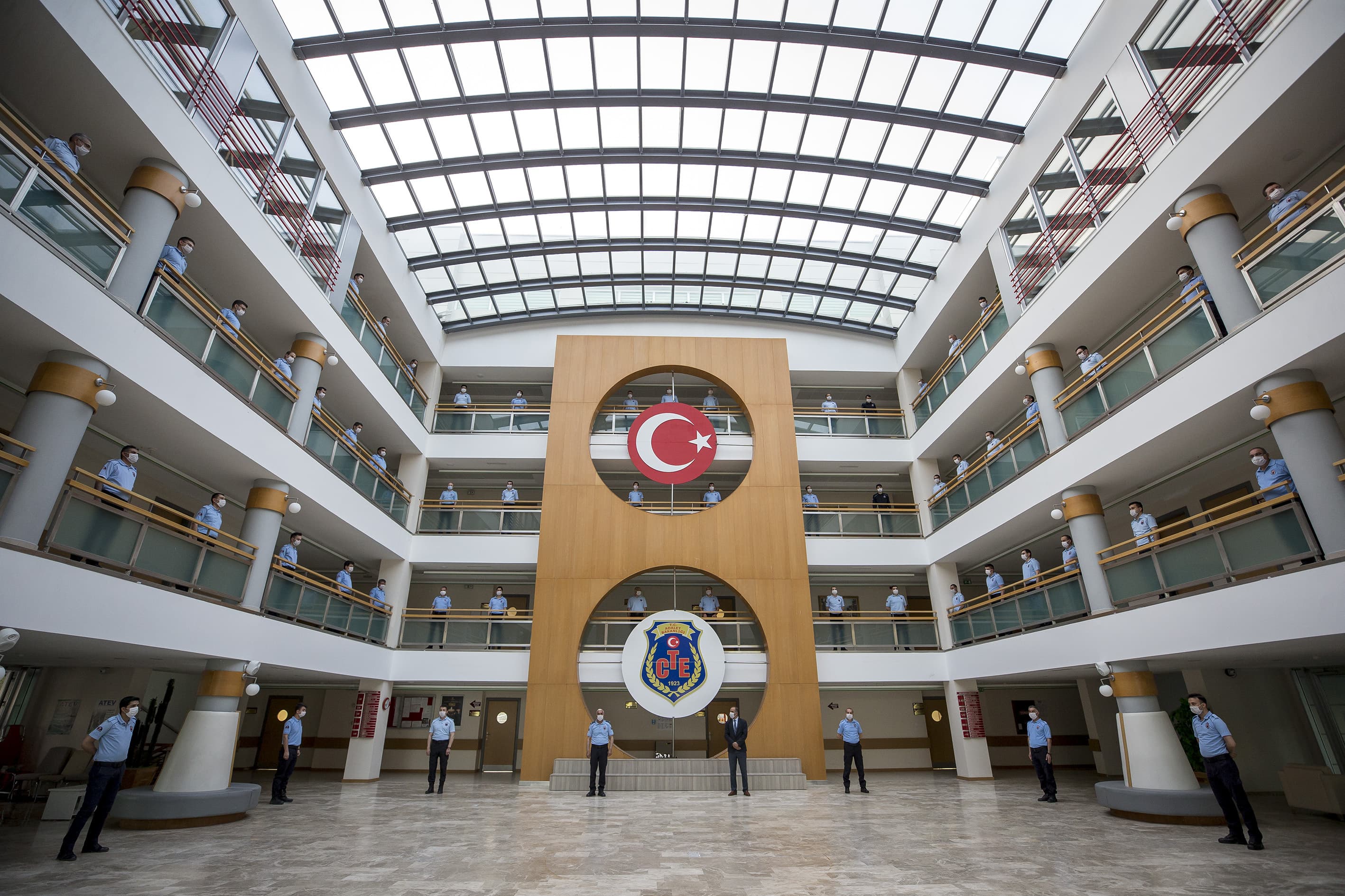 إصابة أكثر من 170 سجينا بتسمم جماعي في تركيا