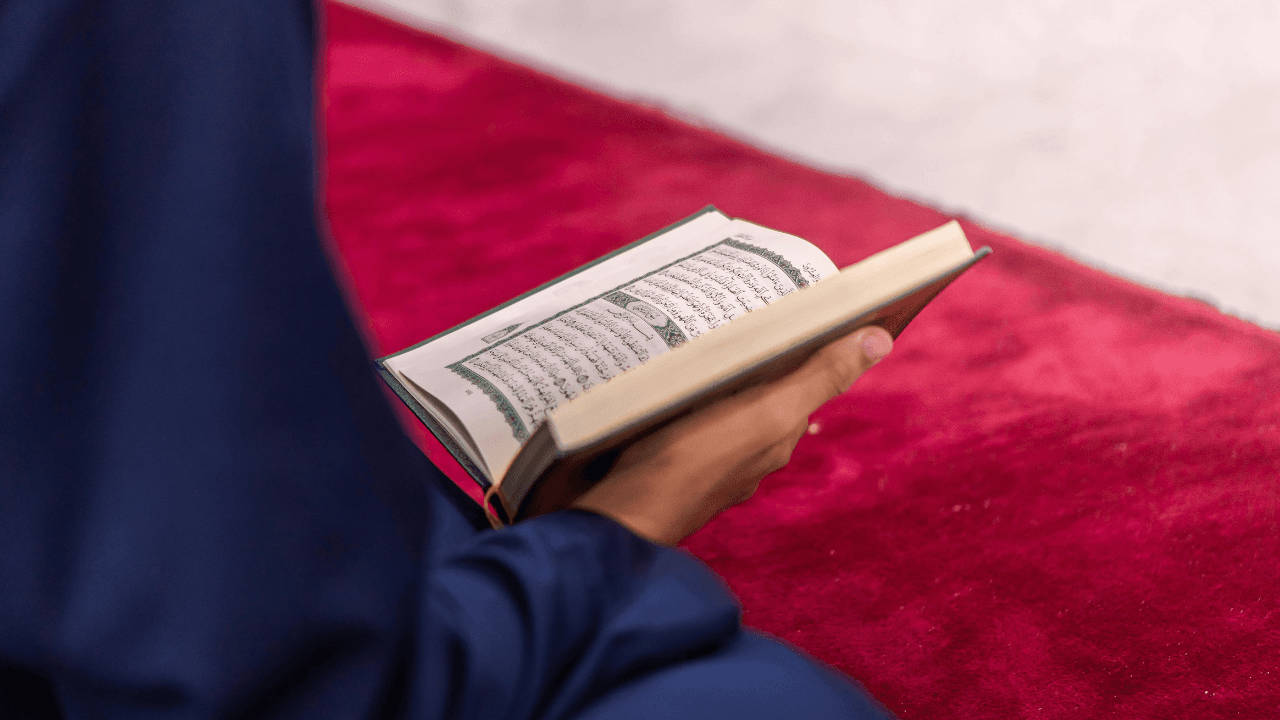 مراعاة لظروفهما الصحية.. القضاء يلزم مريضي سرطان بحفظ سور من القرآن كعقوبة بديلة