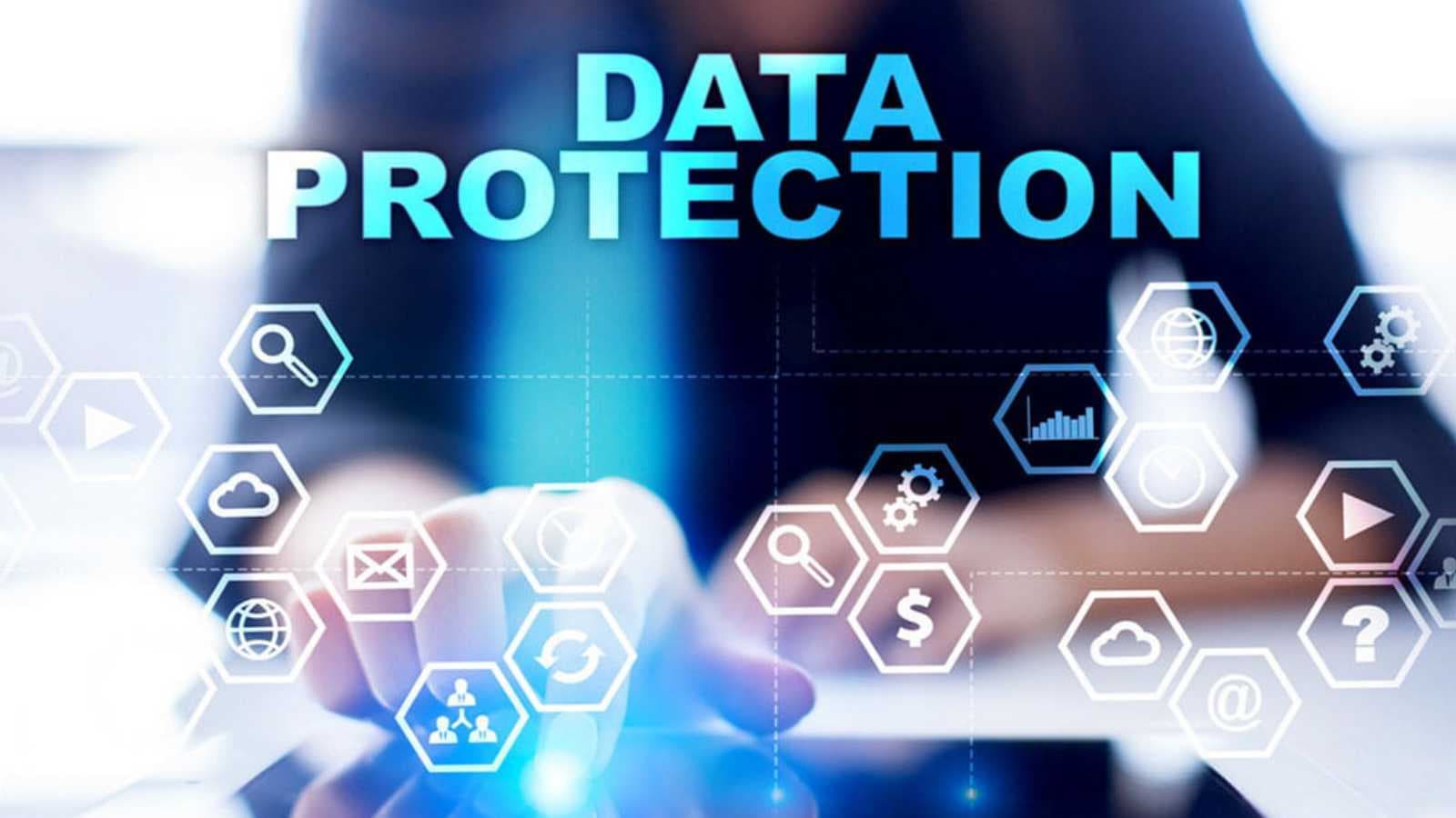 معلوماتك الشخصية في كل مكان.. 5 خطوات للسيطرة على هويتك الرقمية