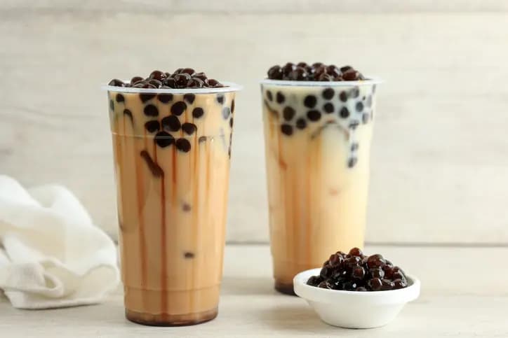 "Bubble tea".. شراب يعشقه المراهقون يخفي مخاطر قياسية