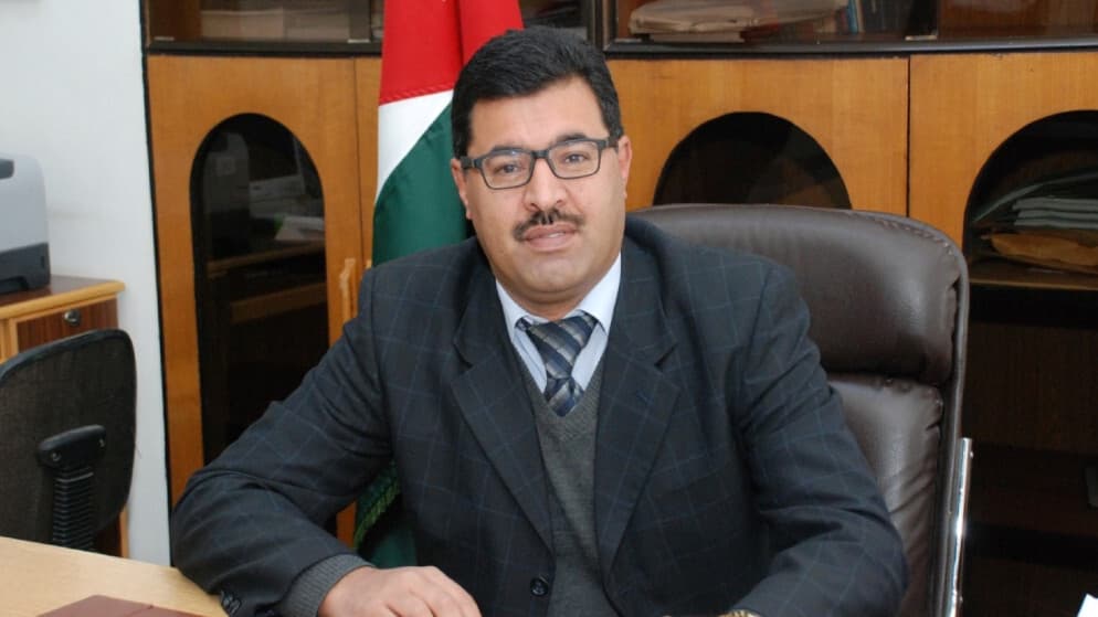 الدكتور أحمد السلمان يحلّ مسألة رياضية مستعصية منذ 1992