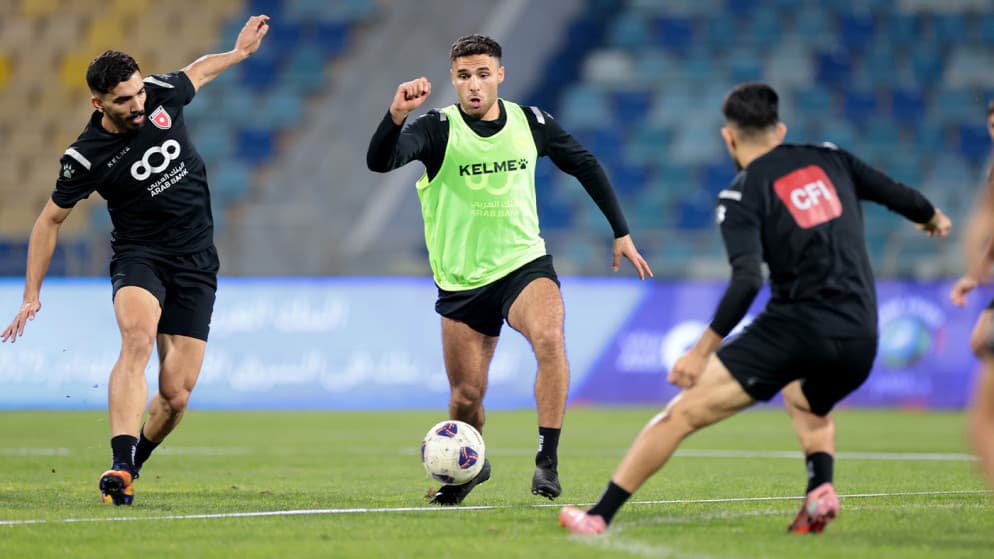 المنتخب الوطني لكرة القدم يلتقي مالي الثلاثاء