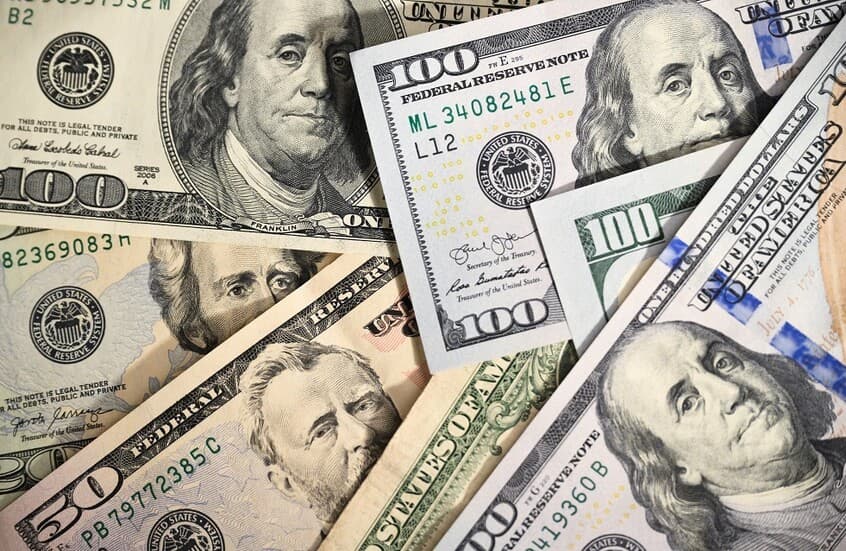 "ومن الحظ ما يملأ الجيوب".. أمريكية تفوز بخمسين ألف دولار رغم ضغطها على الزر الغلط