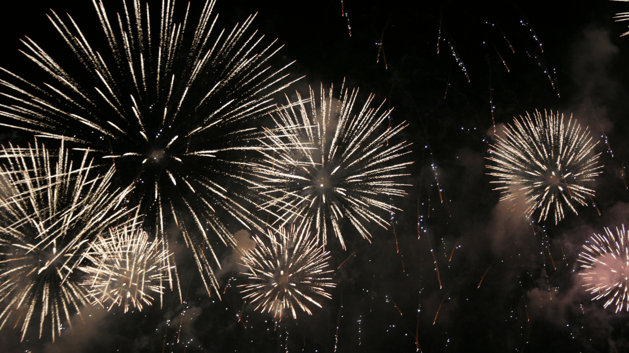 عطلة رسمية بمناسبة عيد الميلاد المجيد ورأس السنة الميلادية