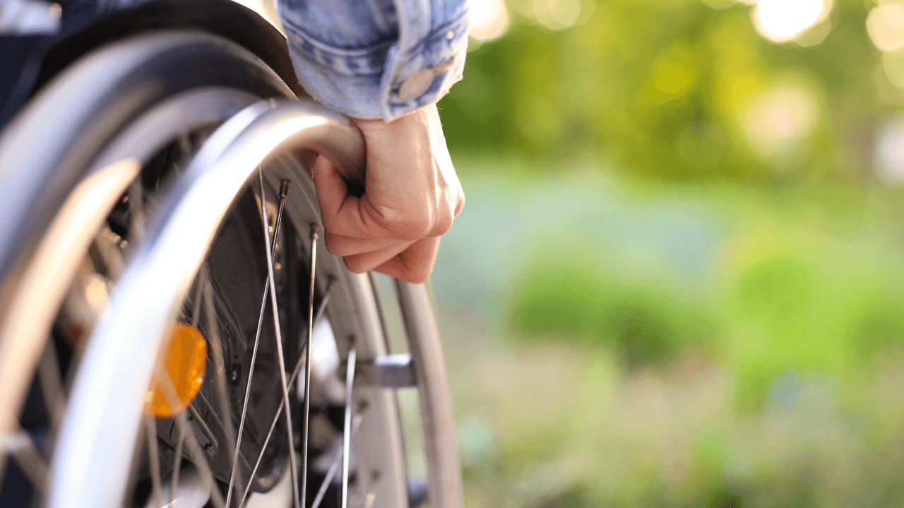 صدور تعليمات تأهيل وترخيص خبراء تيسير التواصل مع ذوي الإعاقة