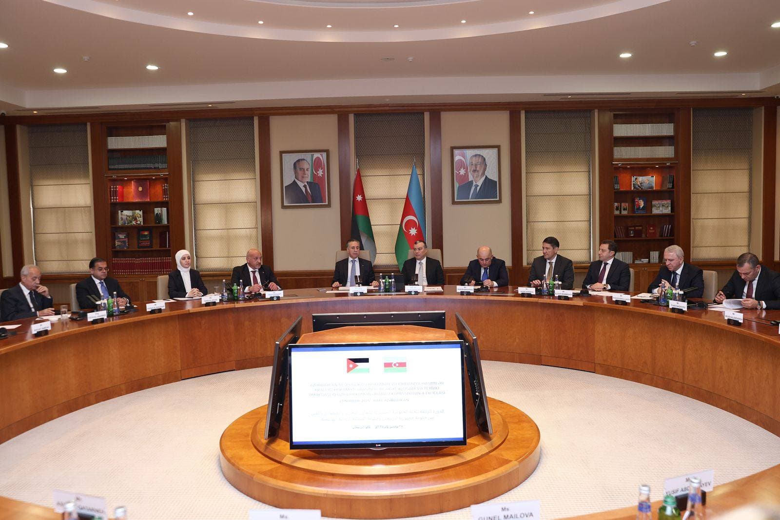 اتفاقيات ومذكرات تفاهم بين الأردن وأذربيجان لتعزيز التعاون الاقتصادي