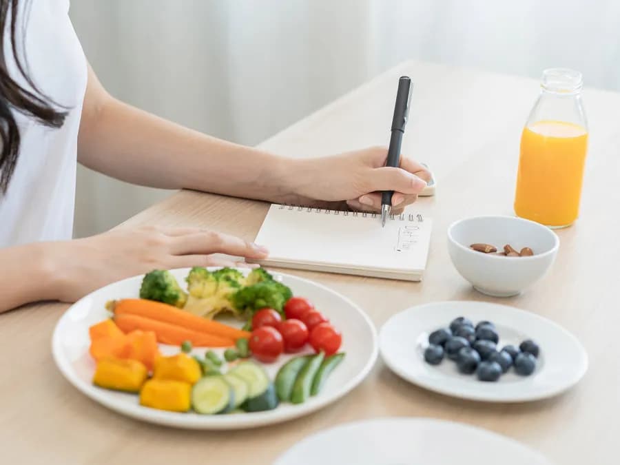 أسرع رجيم يناسب جدولكِ اليومي المزدحم ويحدث فارقاً كبيراً