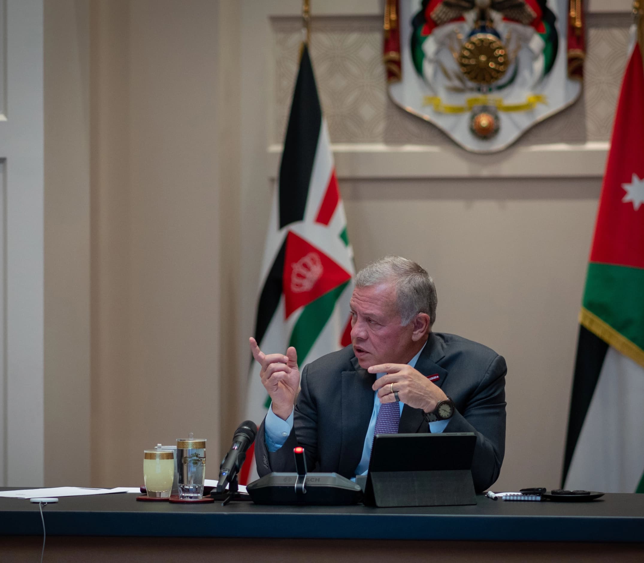 الملك يستقبل السفير الأمريكي لدى الأمم المتحدة