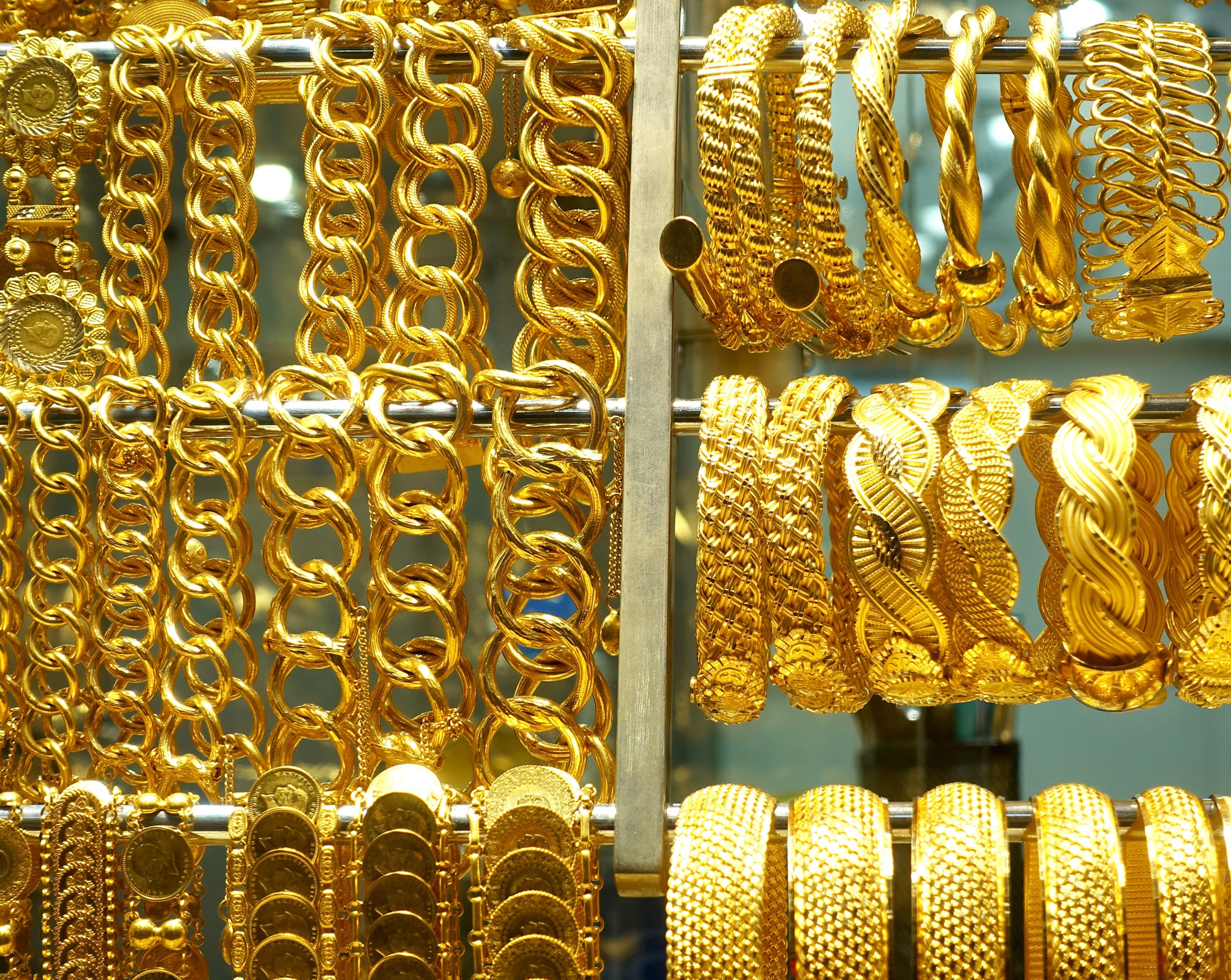 ارتفاع أسعار الذهب في السوق المحلية الأربعاء