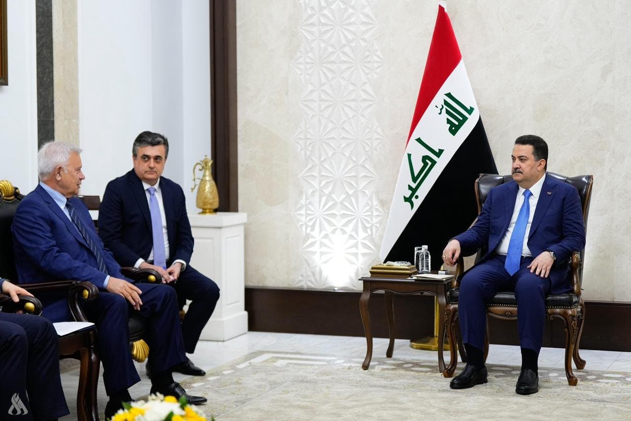 رئيس الوزراء العراقي يؤكد حرص العراق على استقرار سوق النفط العالمية