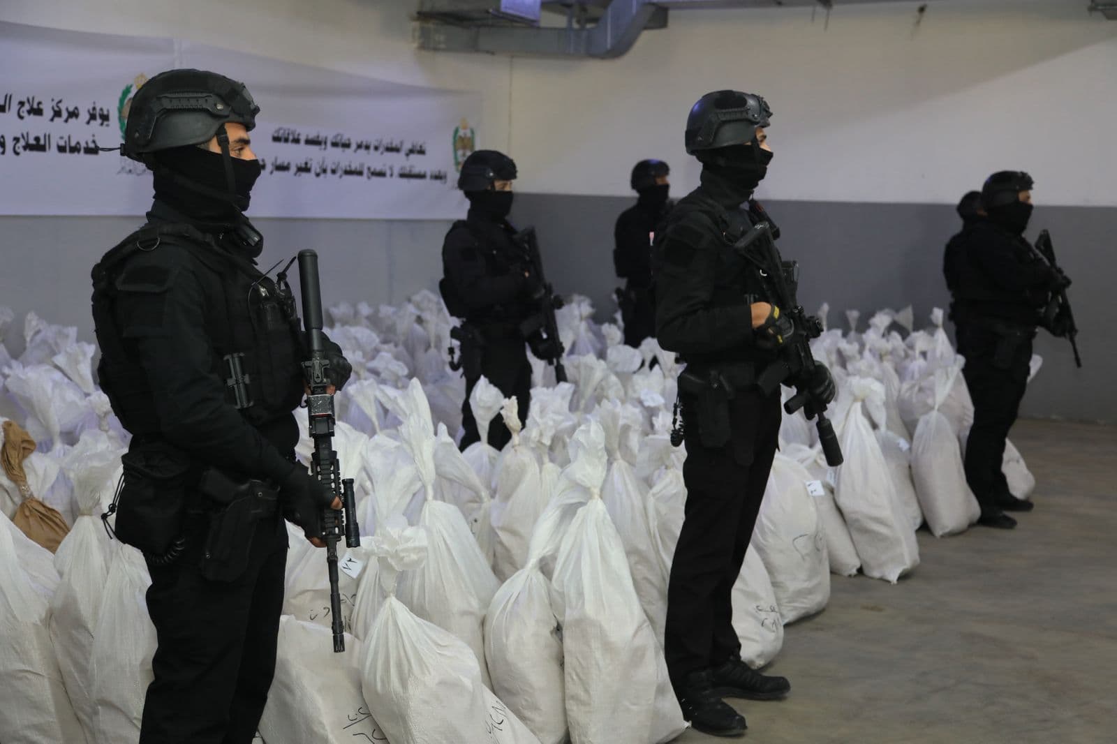 الأمن العام يتلف كميات كبيرة من المواد المخدرة ضُبطت في 4048 قضية