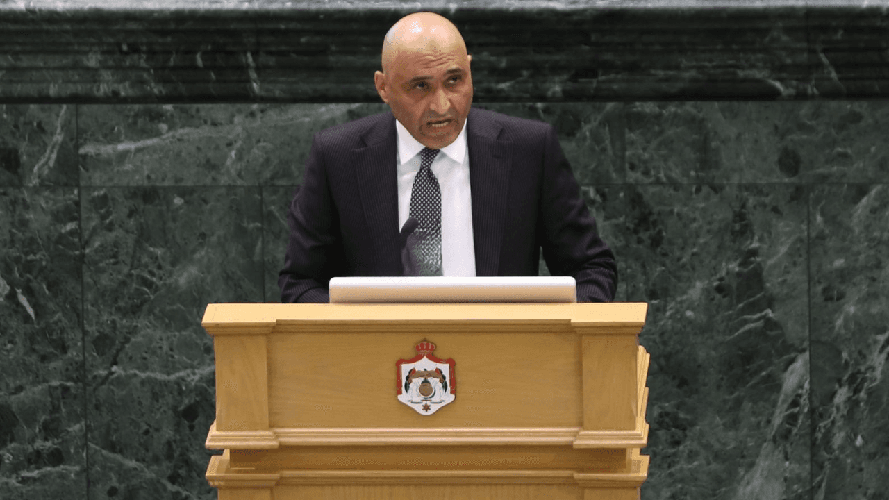 السراحنة يدعو رئيس الوزراء لزيارة البقعة وعين الباشا ويطالب بحزمة خدمات لأبناء البلقاء