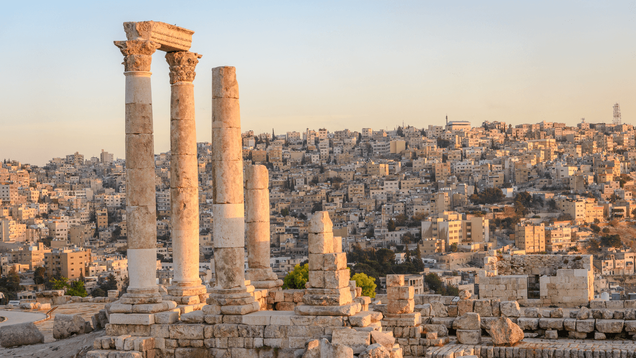 طقس خريفي لطيف فوق المرتفعات ومعتدل في بقية المناطق