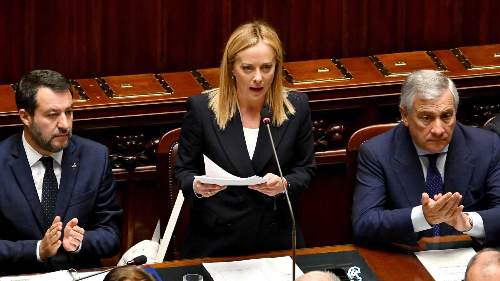 إيطاليا تُقر قانونا صارما للحد من العنف ضد المرأة