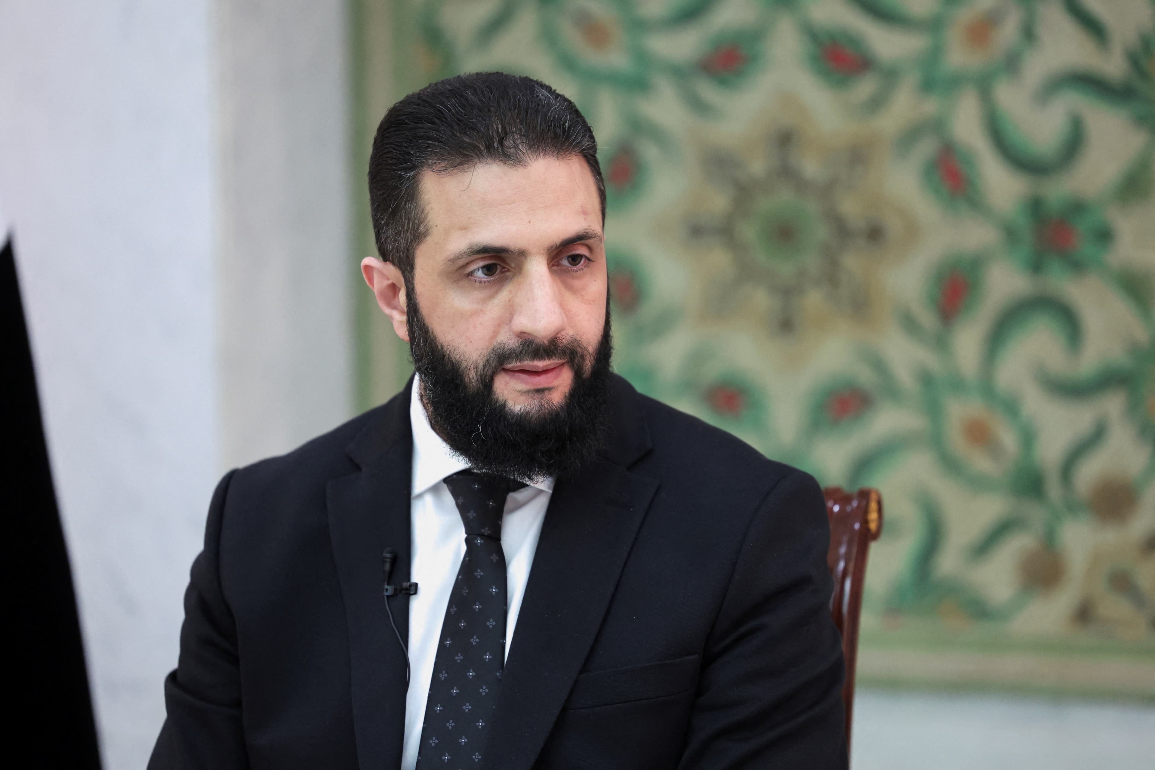 الشرع: "إسرائيل" تصدر الأزمات.. وتبرر كل شيء بالمخاوف الأمنية