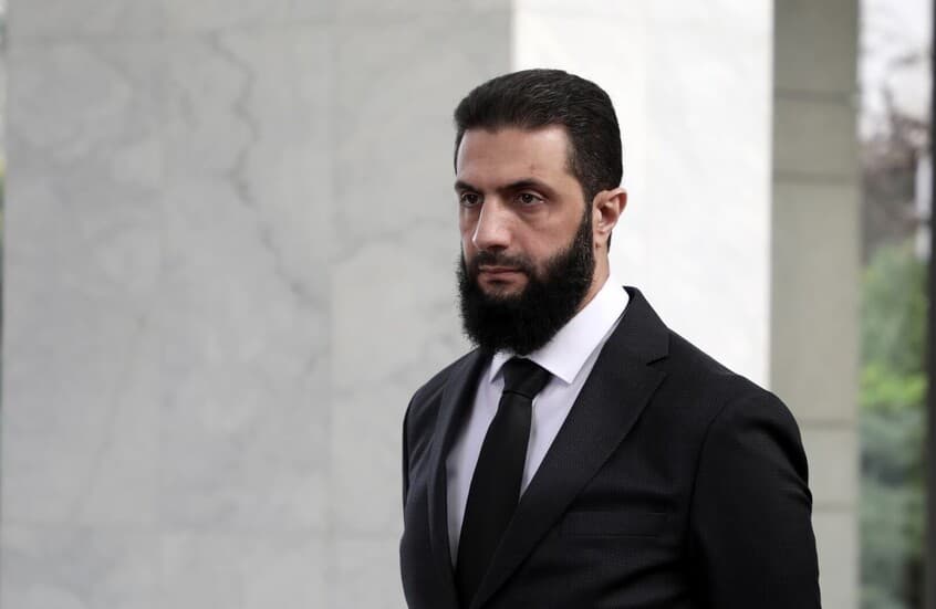 الشرع: رفع العقوبات الأممية عني خطوة في الاتجاه الصحيح وتمهيد لبداية جديدة لسوريا