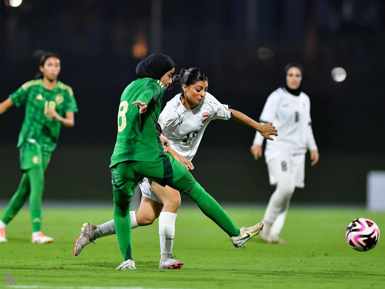 منتخب العراق للسيدات يخسر أمام السعودية في افتتاح بطولة غرب آسيا