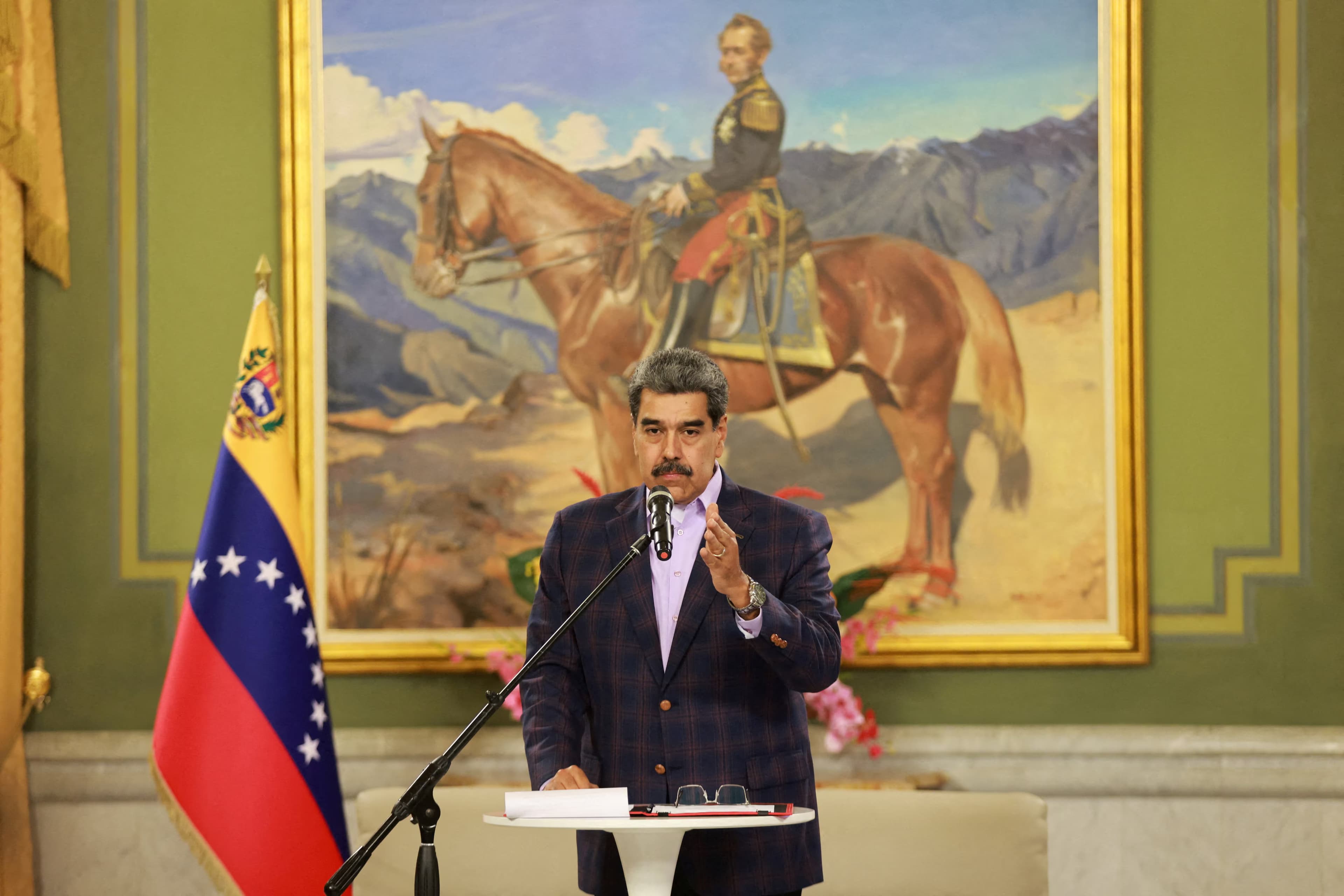 واشنطن تصنّف "كارتيل الشمس" ضمن قائمة الإرهاب.. والخارجية الفنزويلية تعلق