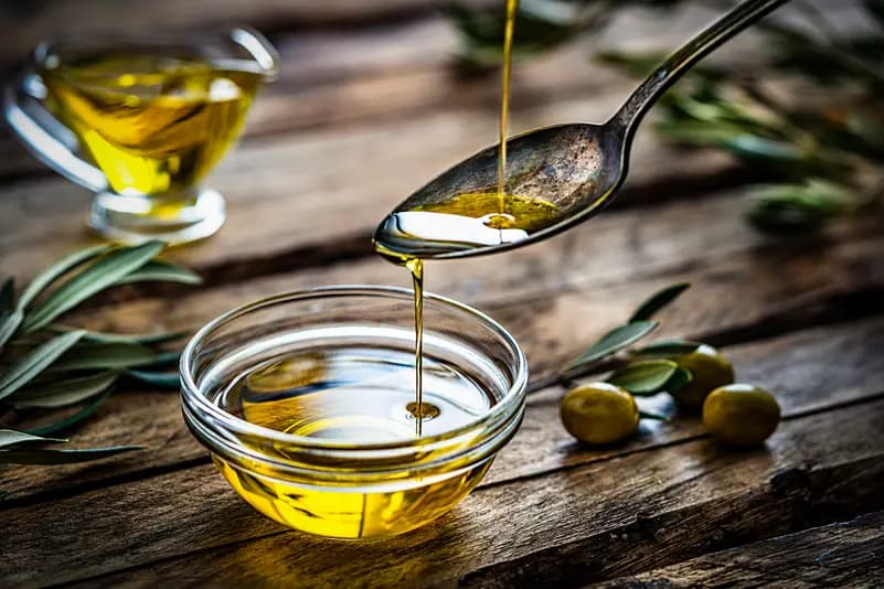 زيت شائع يعزز قدرتك على مكافحة السرطان... وآخر يضعفها