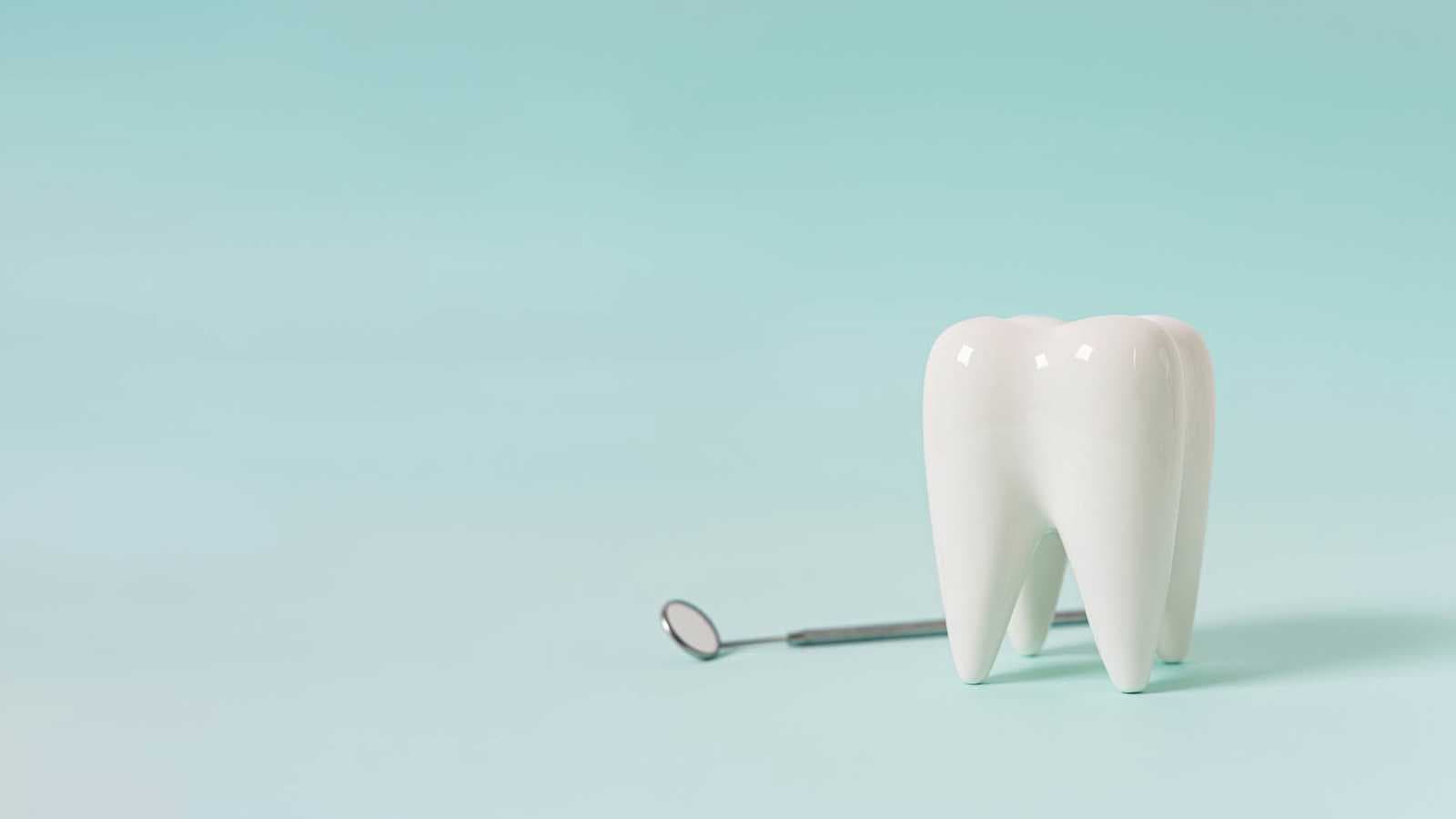 كيف يؤثر النظام الغذائي والإجهاد في صحة الفم؟