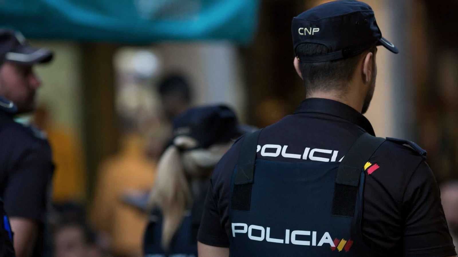 سقوط أم من الطابق العاشر مع توأميها في مدريد