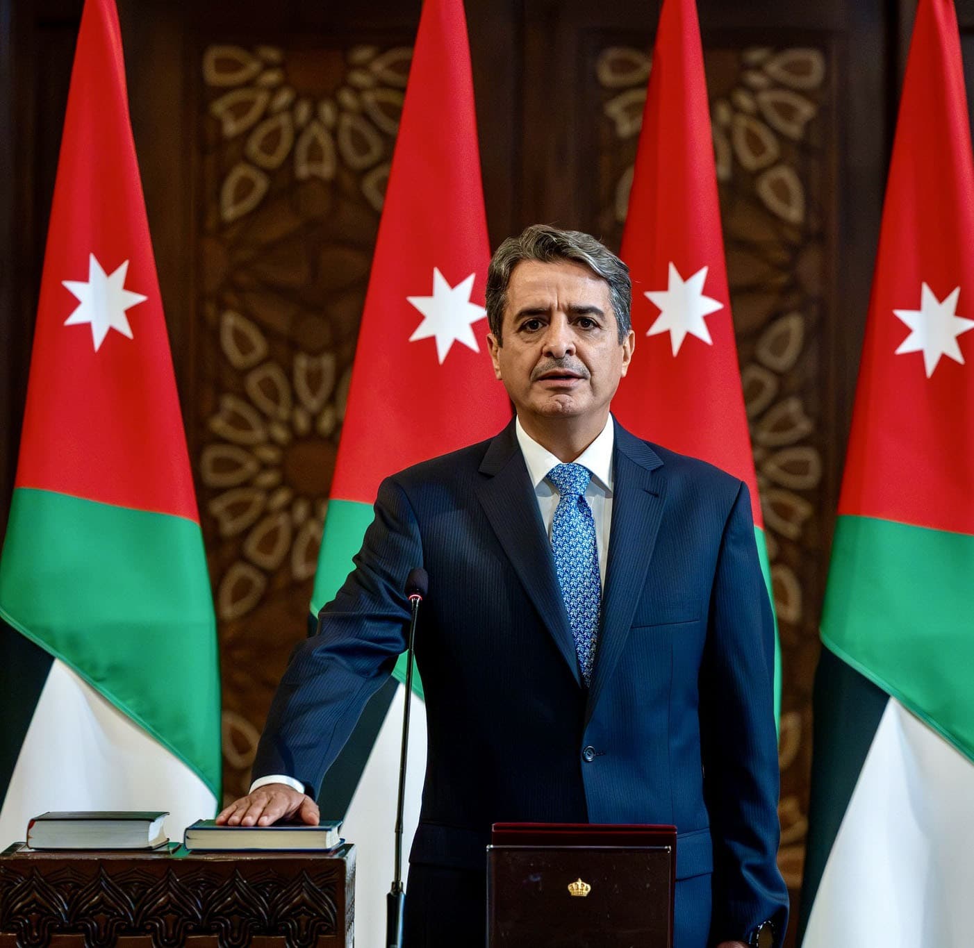 العدوان يوجه بنقل بث مباراة النشامى والمغرب في المراكز الشبابية