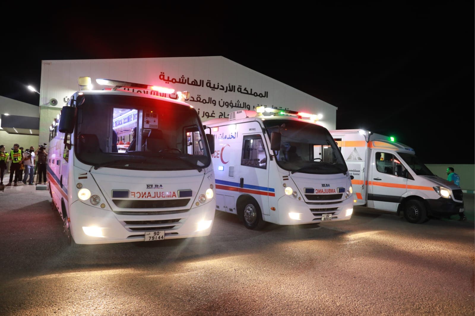 القوات المسلحة تقوم بإجلاء الدفعة الـ14 من أطفال غزة المرضى للعلاج في الأردن