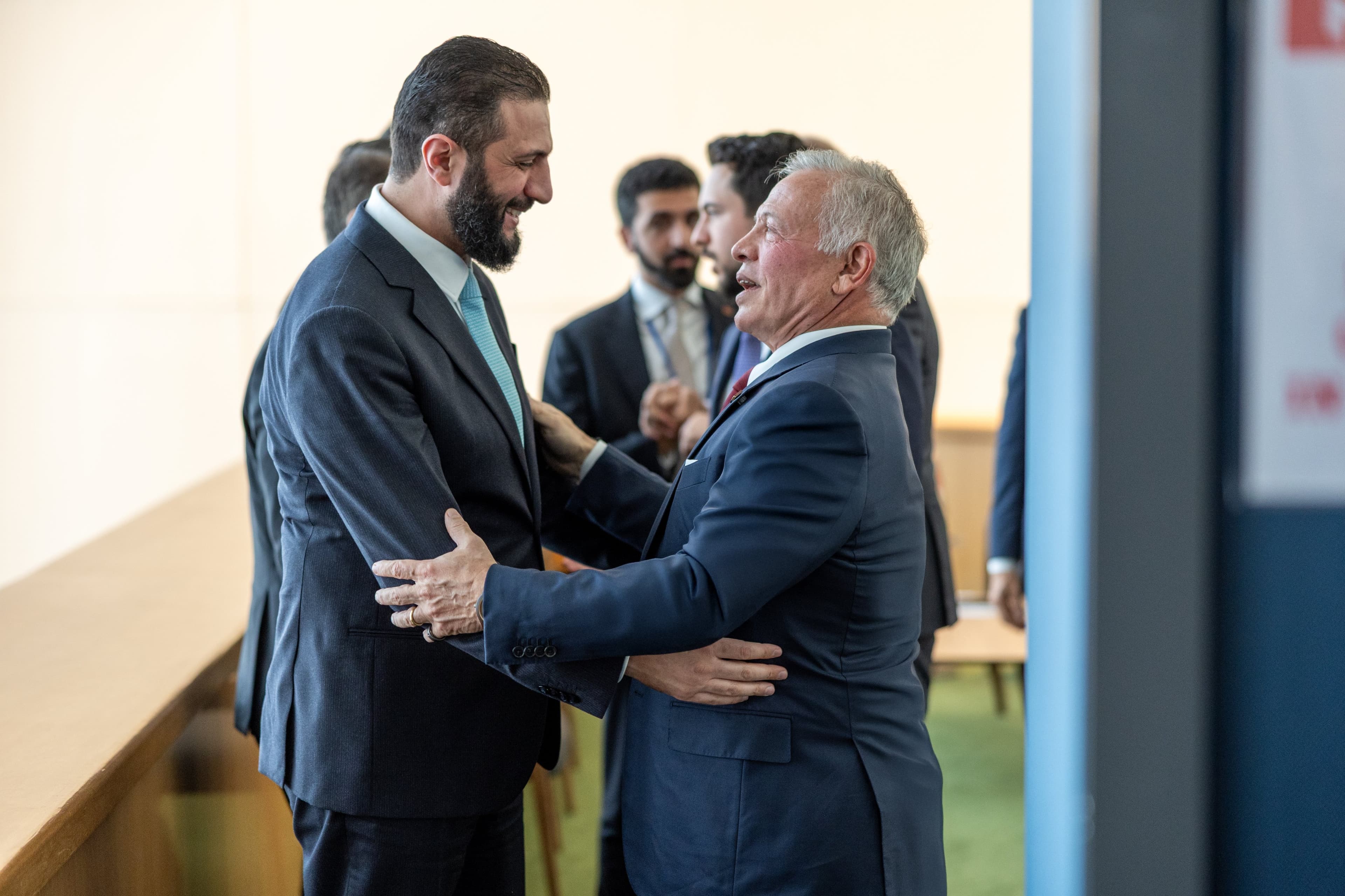 الملك يهنئ الرئيس السوري بالذكرى الأولى لعيد التحرير