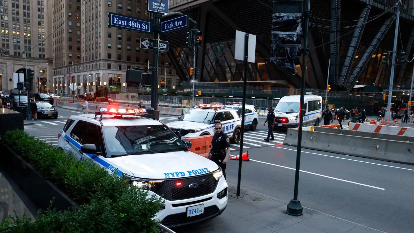 أمريكا.. 3 قتلى في إطلاق نار بملعب للهوكي في رود آيلاند