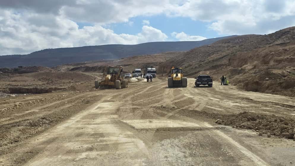 أعادت مديرية أشغال محافظة الطفيلة، الجمعة، تأهيل الطريق الملوكي في منط