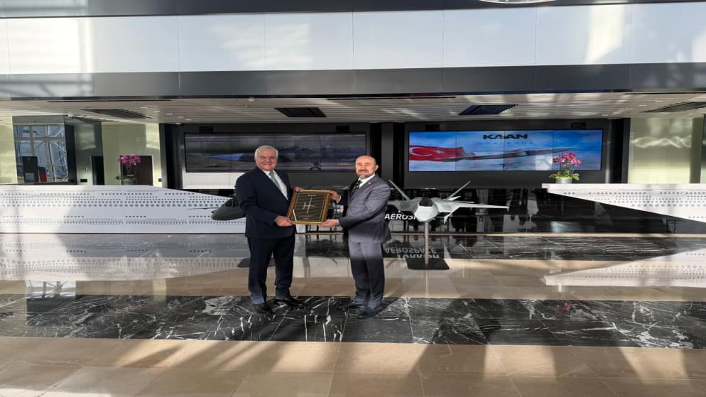 الحنيطي يزور شركتي توساش وروكيتسان