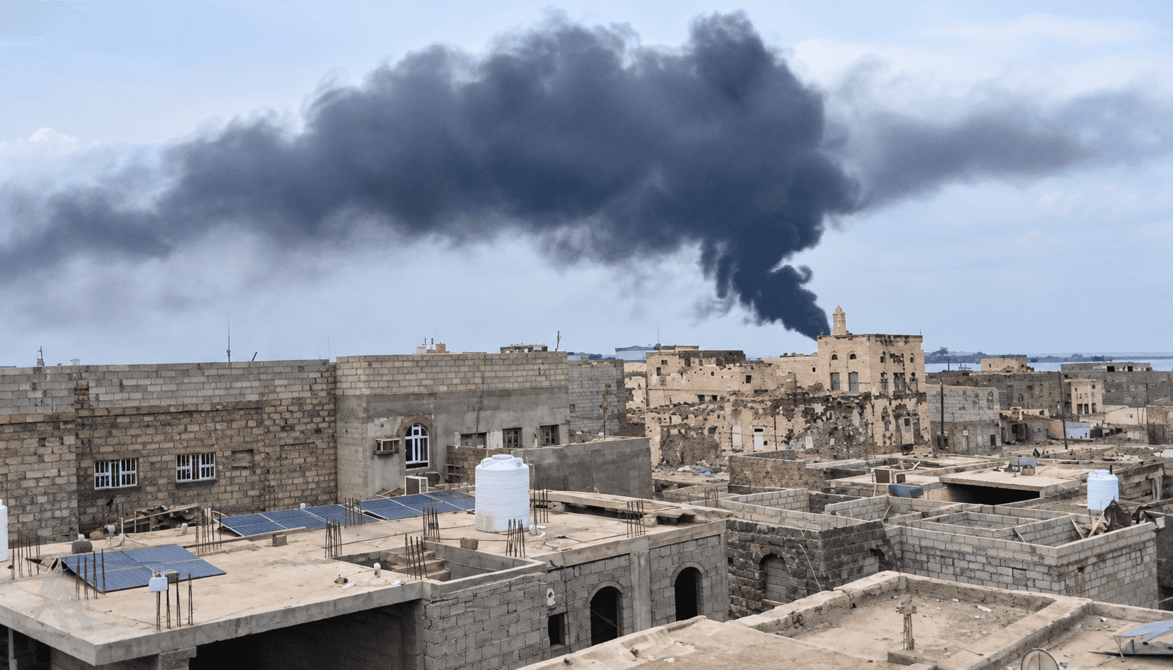 أعلن وزير الخارجية الباكستاني محمد إسحاق دار أن لجنة الدفاع السياسي ال