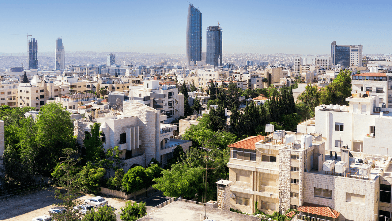 بين "الدلالين" ولهيب الإيجارات بالأردن.. رحلة البحث عن شقة تتحول إلى "مصيدة"