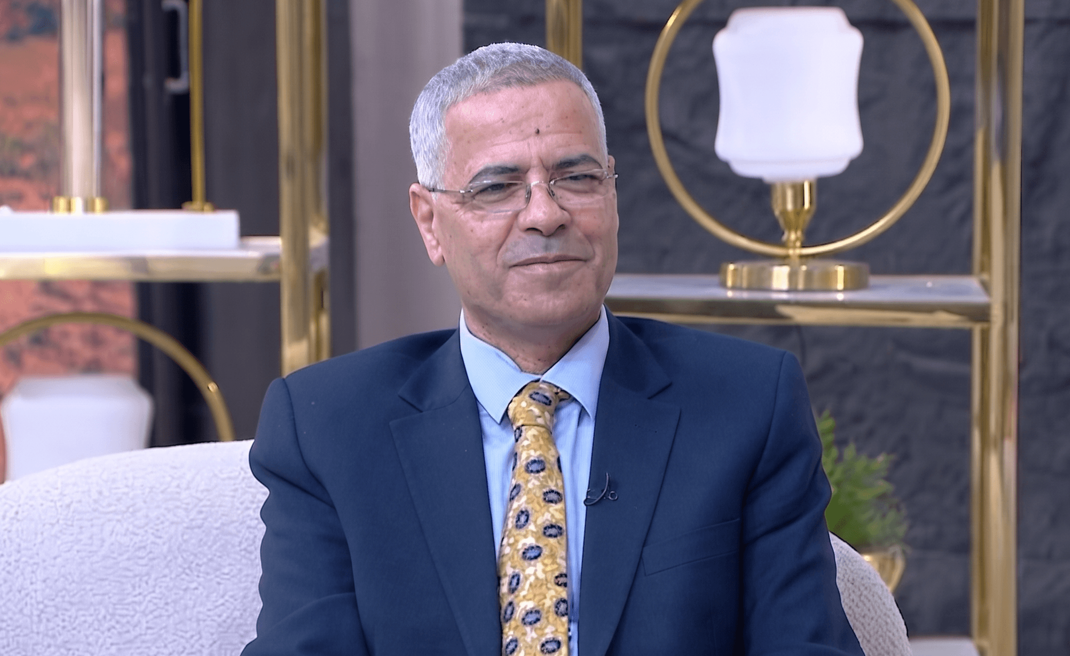 أستاذ علم اجتماع: "الوعي الزائف" عبر السوشيال ميديا يغذي الجريمة