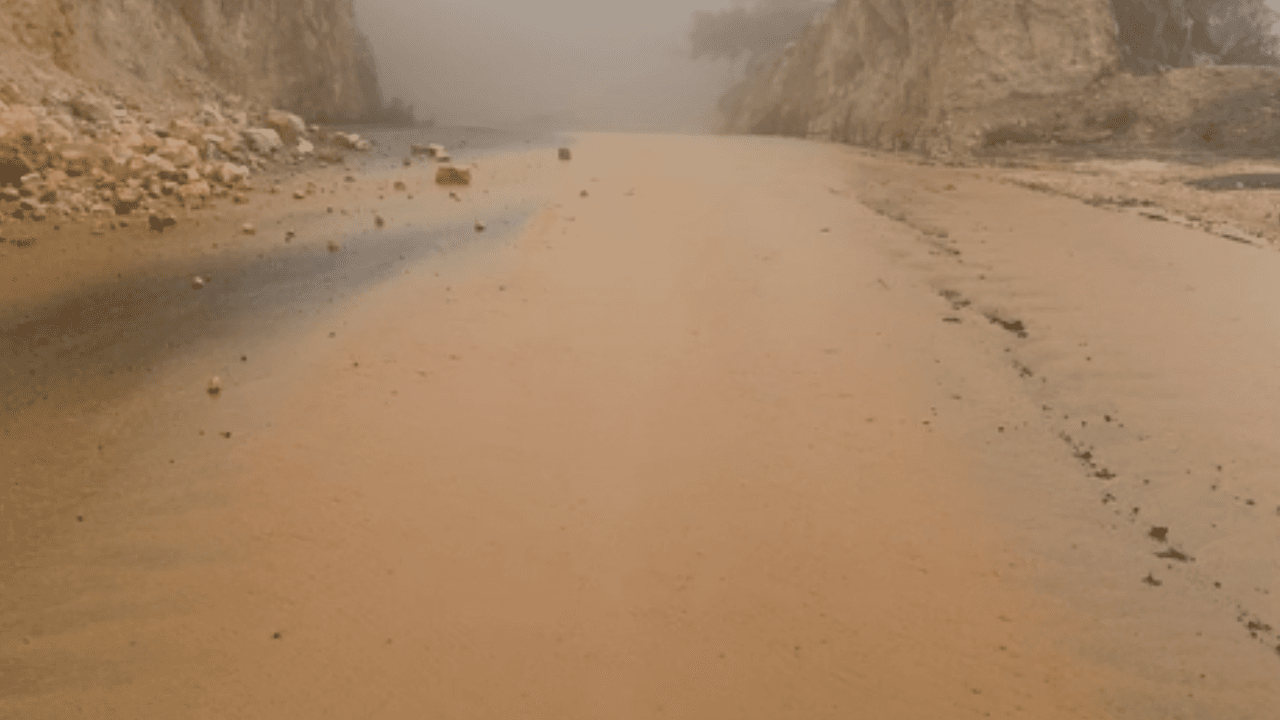 وزارة الإدارة المحلية تحذّر من تشكل السيول ليلة الخميس على الجمعة