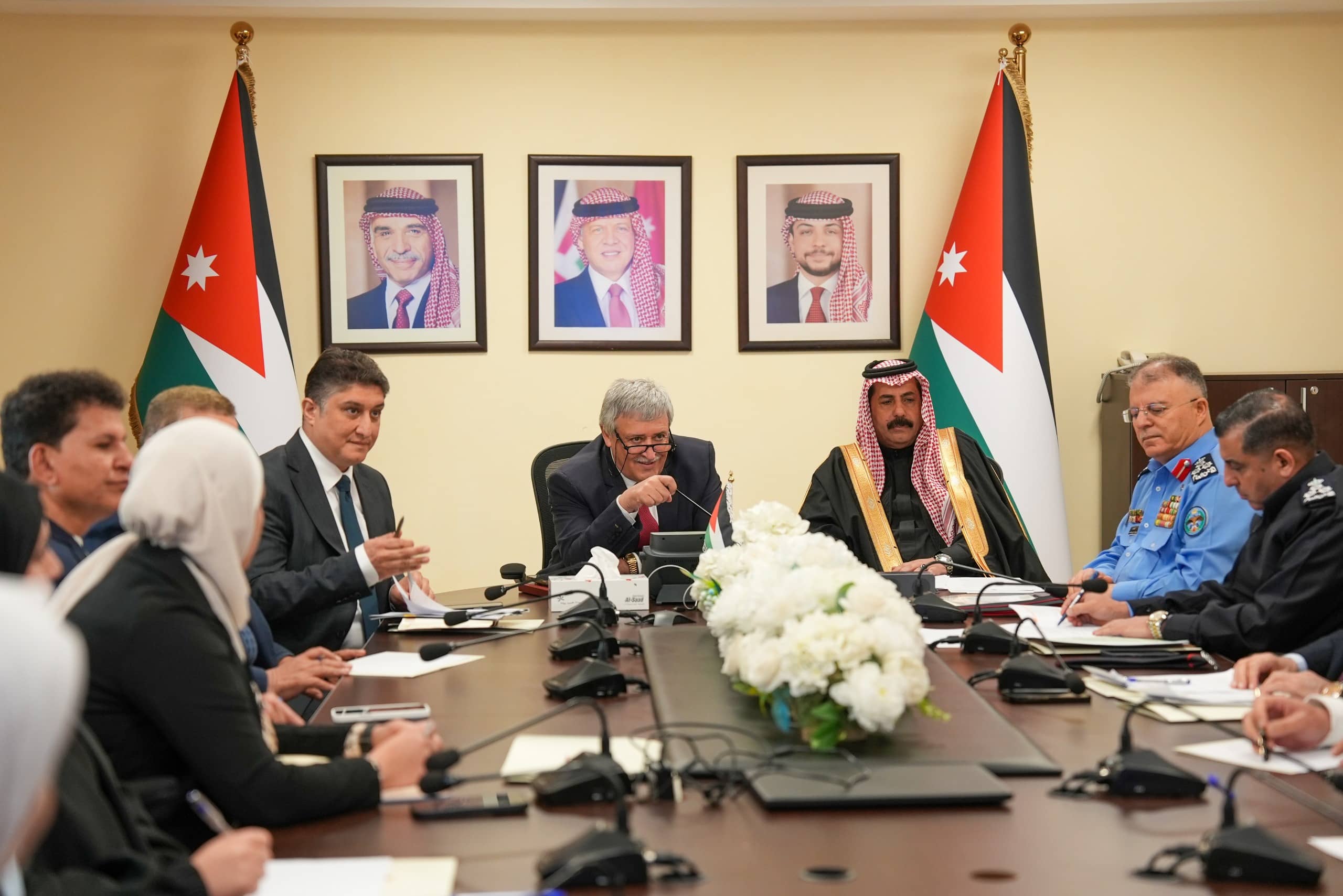 شراكة برلمانية حكومية.. القطامين والبدادوة يضعان خارطة طريق لآلية حجز المركبات وتنافسية النقل