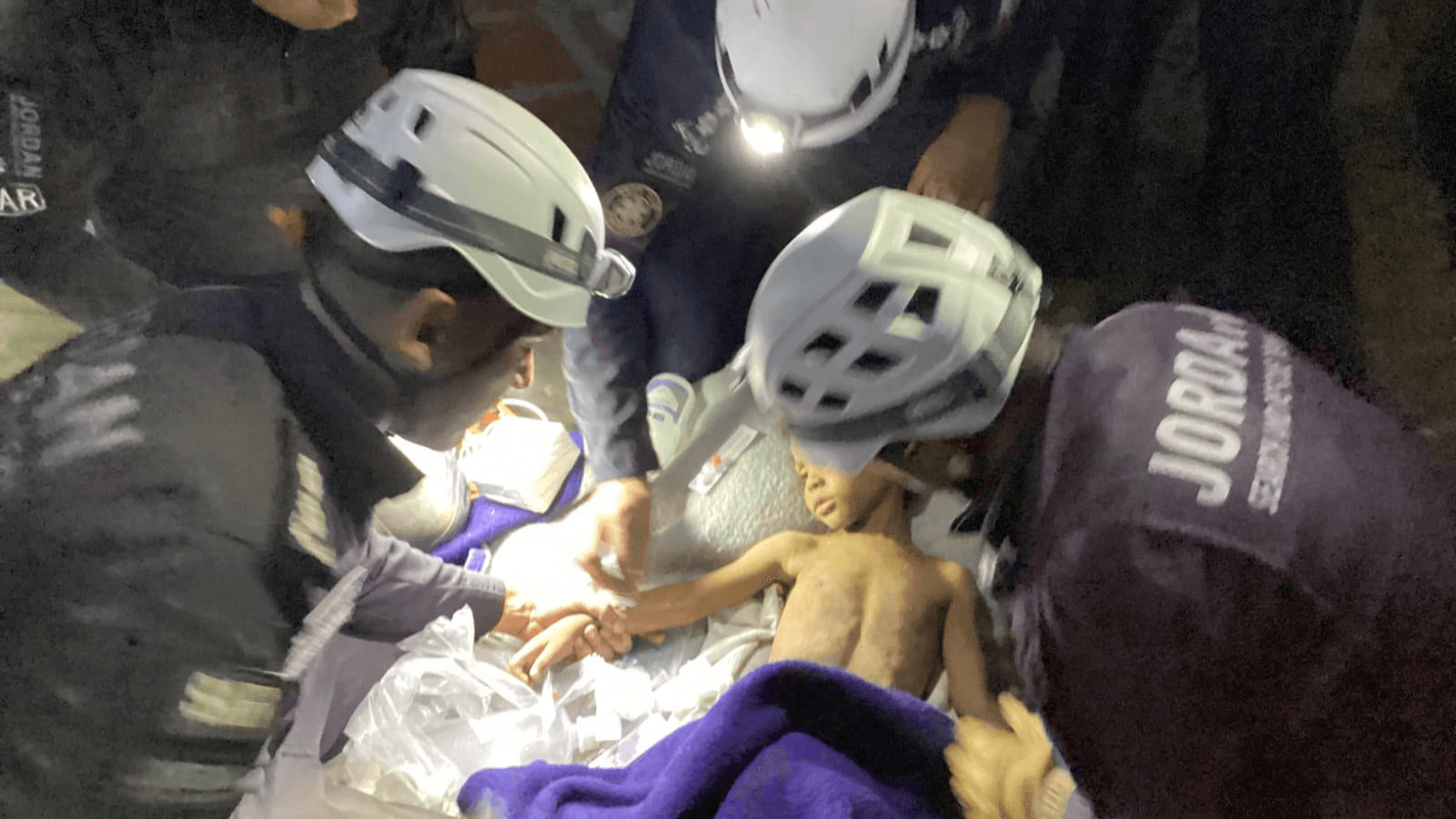 الرئيسة الفنزويلية تصف إنقاذ طفل على يد الفريق الأردني بـ"المعجزة"