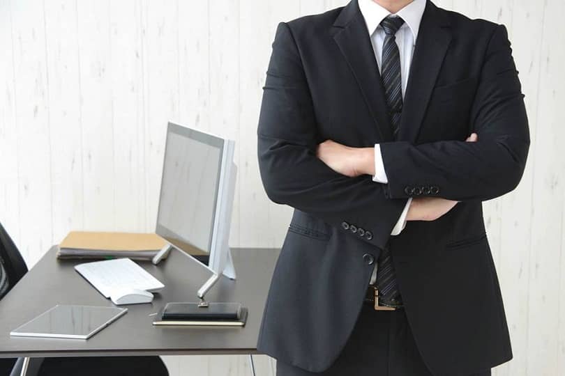 تجديد الدعوة لموظفي القطاع العام للمشاركة في استبيان الدوام لأربعة أيام عمل