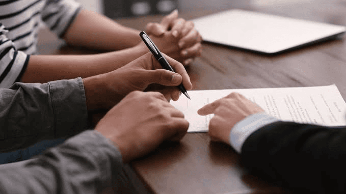 التنفيذ القضائي يحذر من توقيع الكفالات المالية مجاملة أو إحراجا