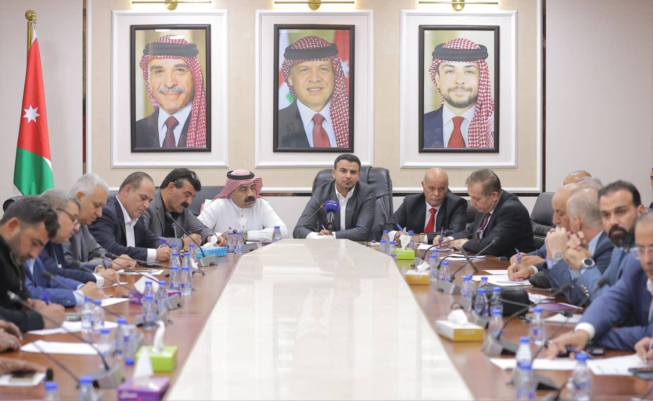 "الزراعة": أوقفنا استيراد الدواجن المجمّدة ونعمل على تنظيم عمليات التوريد