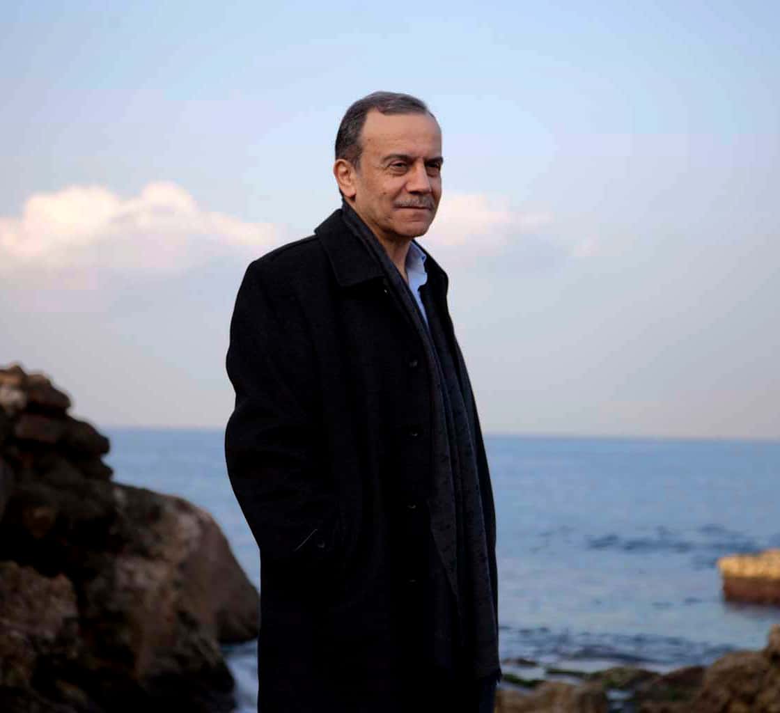 فُجع الوسط الفني والثقافي برحيل الفنان اللبناني أحمد قعبور، الذي غيّبه