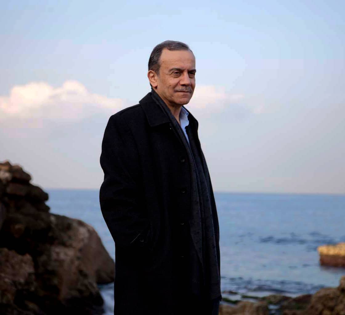 وفاة الفنان أحمد قعبور صاحب الأغنية الفلسطينية الشهيرة "أناديكم"