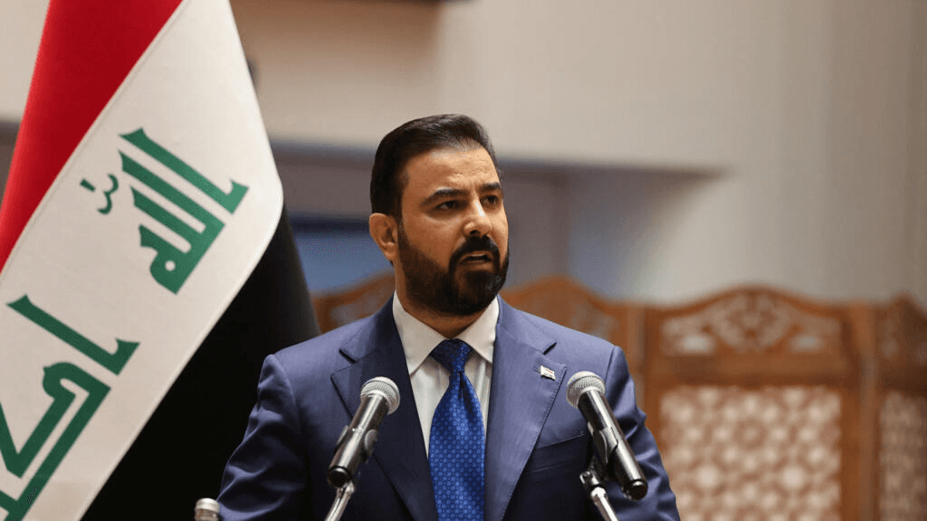 العراق أمام مفترق طرق في معركة السلاح والفساد معاً