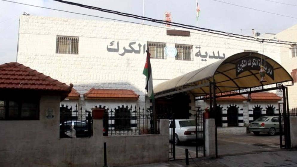 تحذير شديد اللهجة من بلدية الكرك إلى السكان بشأن عبارات المياه