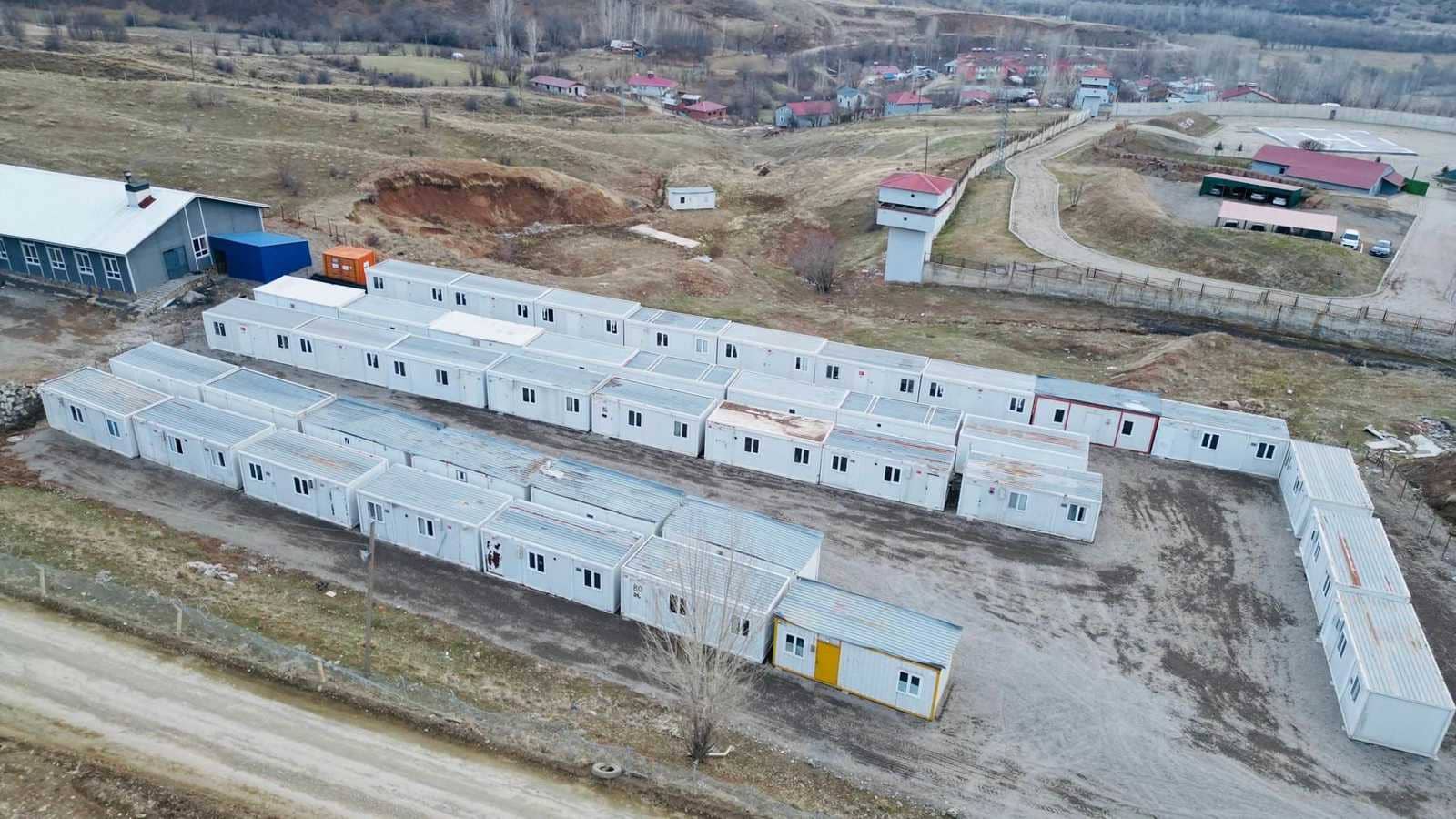 استعدادات استباقية في مدينة تركية تحسبا لزلزال مدمر