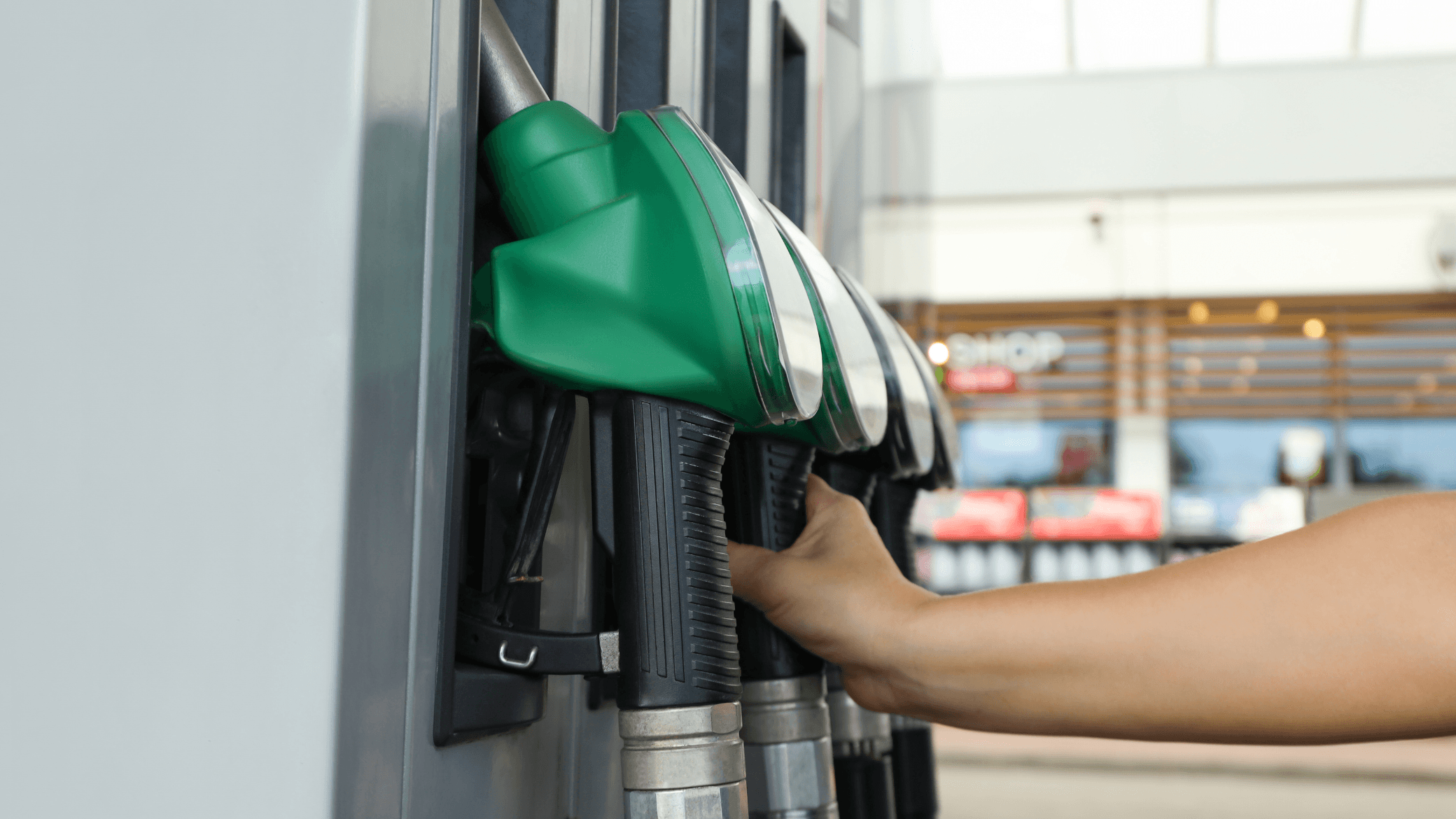 الشوبكي عن تسعيرة المحروقات: هذه بداية التدرج والحكومة تحملت كثيراً