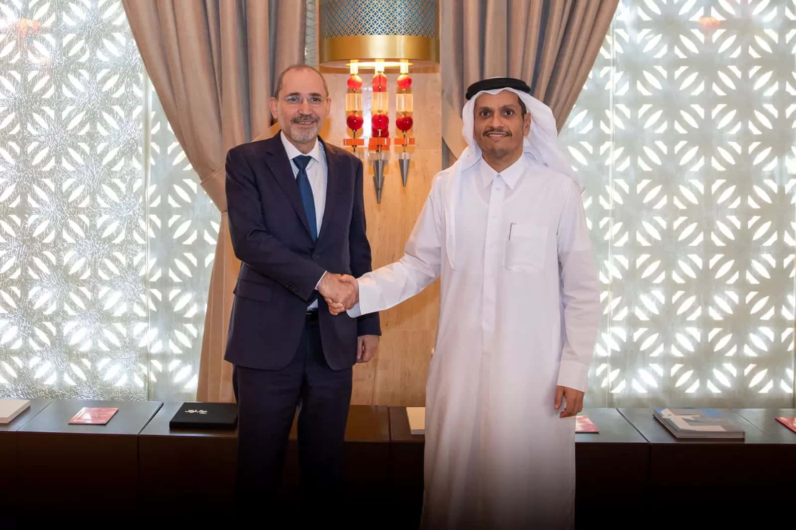 الدار - بحث نائب رئيس الوزراء ووزير الخارجية وشؤون المغتربين أيمن الصف