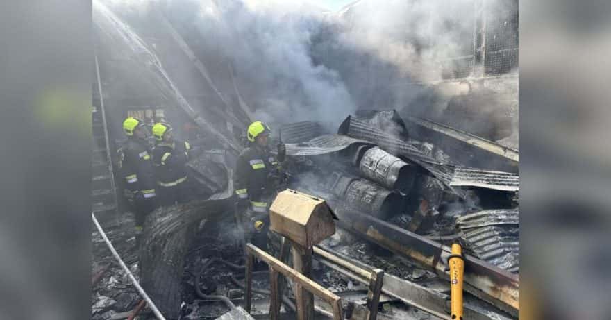 الدار - لقي أربعة أشخاص مصرعهم، صباح اليوم الثلاثاء، جراء تحطم مروحية