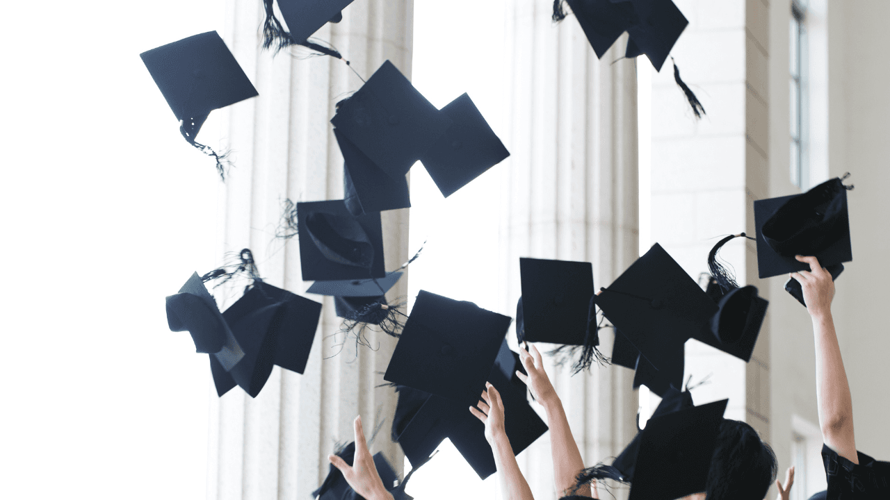 التعليم العالي تعلن الموعد النهائي لاستكمال إجراءات المنح والقروض