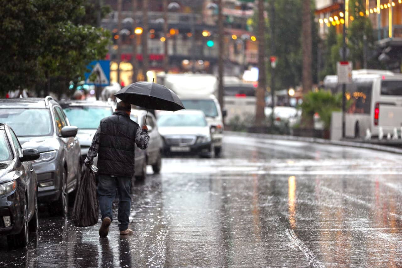 طقس الأردن: زخات مطرية الجمعة وارتفاع ملموس على درجات الحرارة مطلع الأسبوع